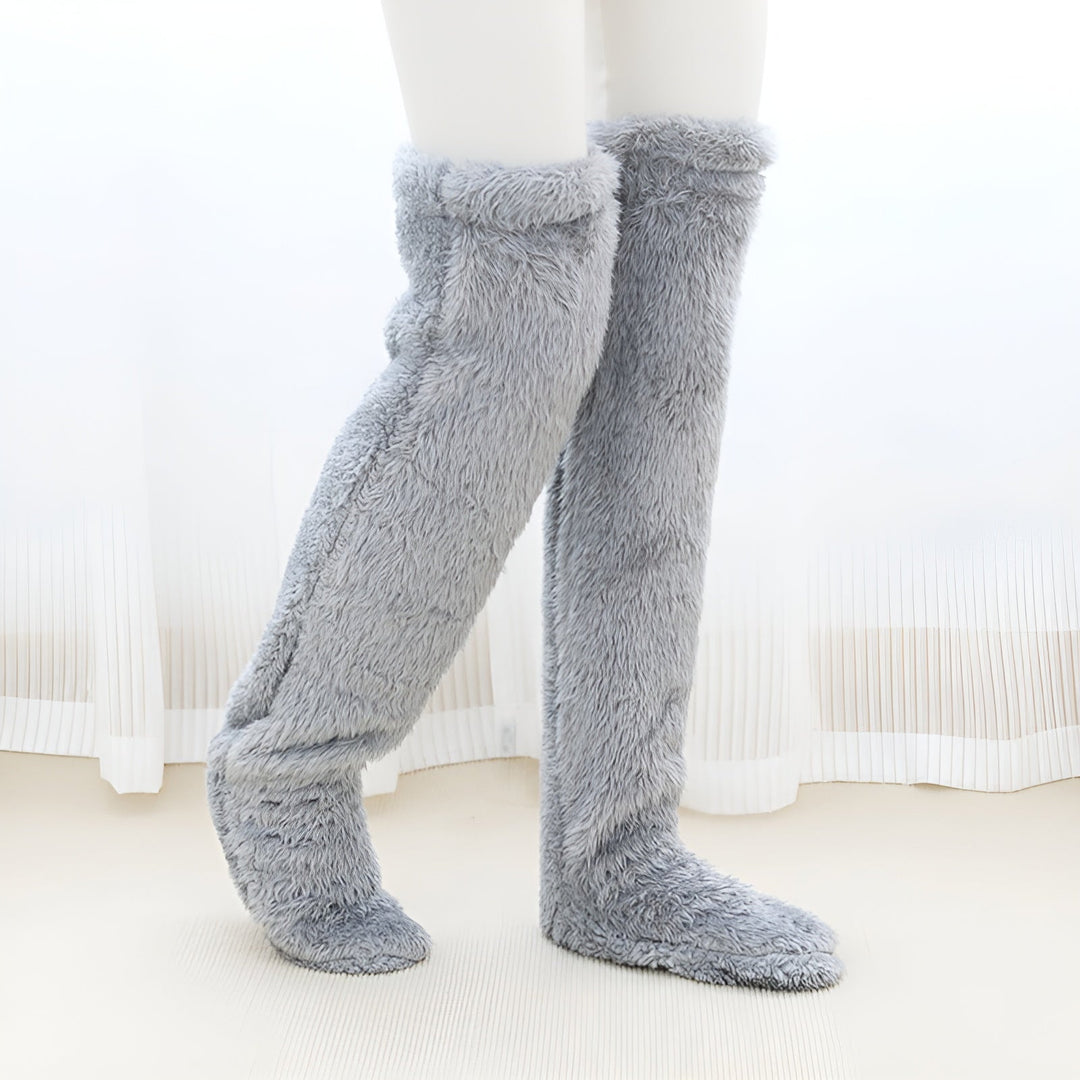 Chaussettes Fuzzy Haute de Genou Chaleureuses pour un Confort et un Style Supplémentaires