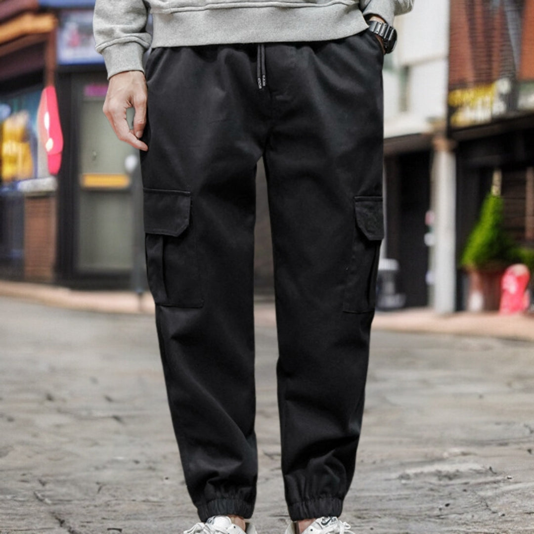 Nevor - Pantalon cargo luxe pour hommes alliant style et confort.
