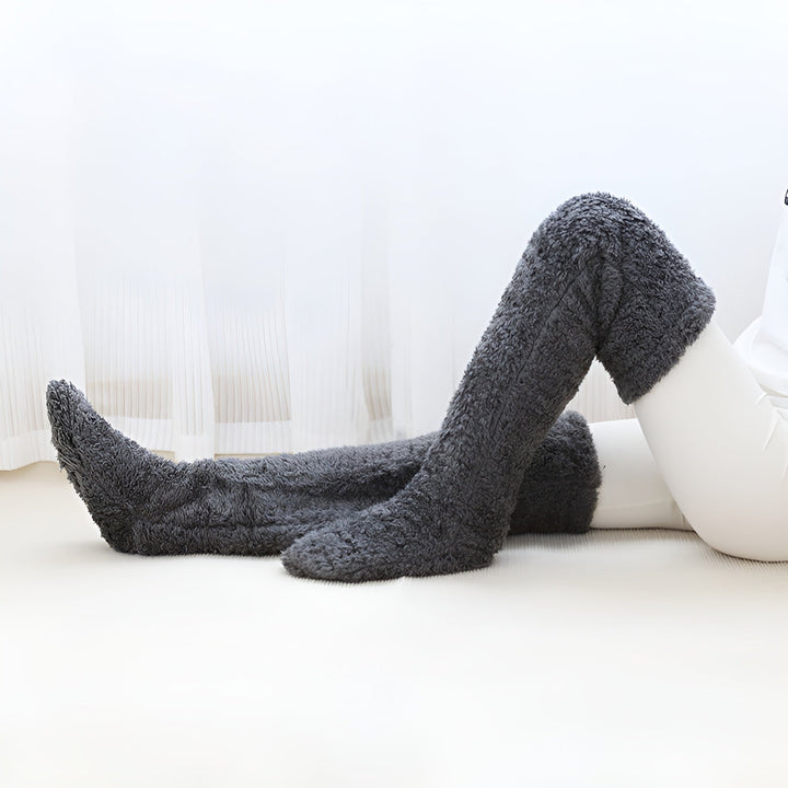 Chaussettes Fuzzy Haute de Genou Chaleureuses pour un Confort et un Style Supplémentaires