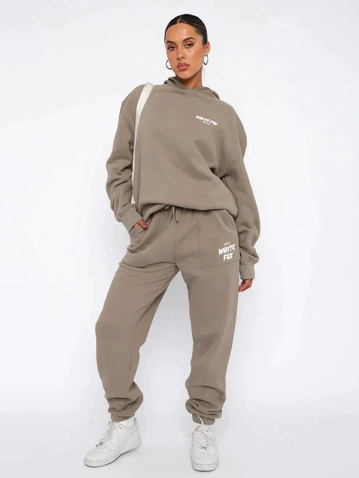 Ara - Ensemble de sport à deux pièces confortable et élégant pour un look décontracté.