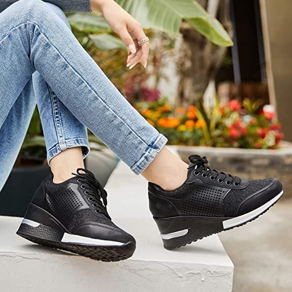 Amelia - Chaussures de sport orthopédiques stylées avec un talon haut élégant et un talon compensé confortable