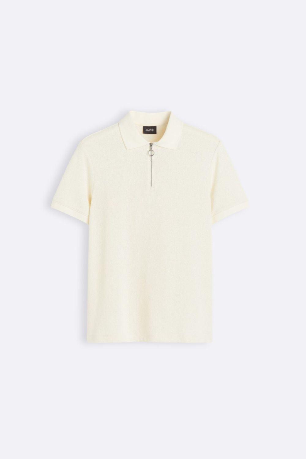 Polo jersey modern et stylée avec fermeture éclair pour un look élégant.