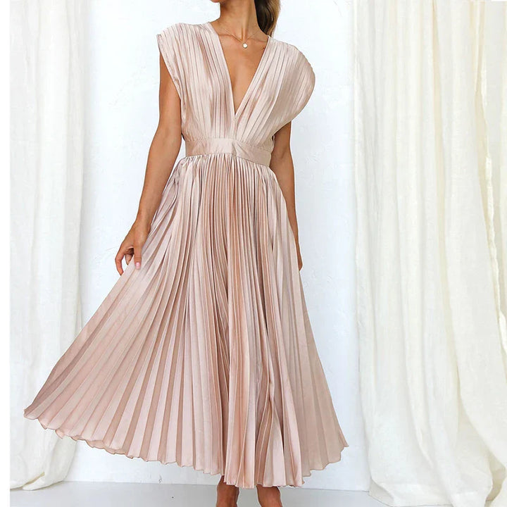 Daliah - Robe maxi élégante avec un décolleté en V flatteur et de jolis plis.