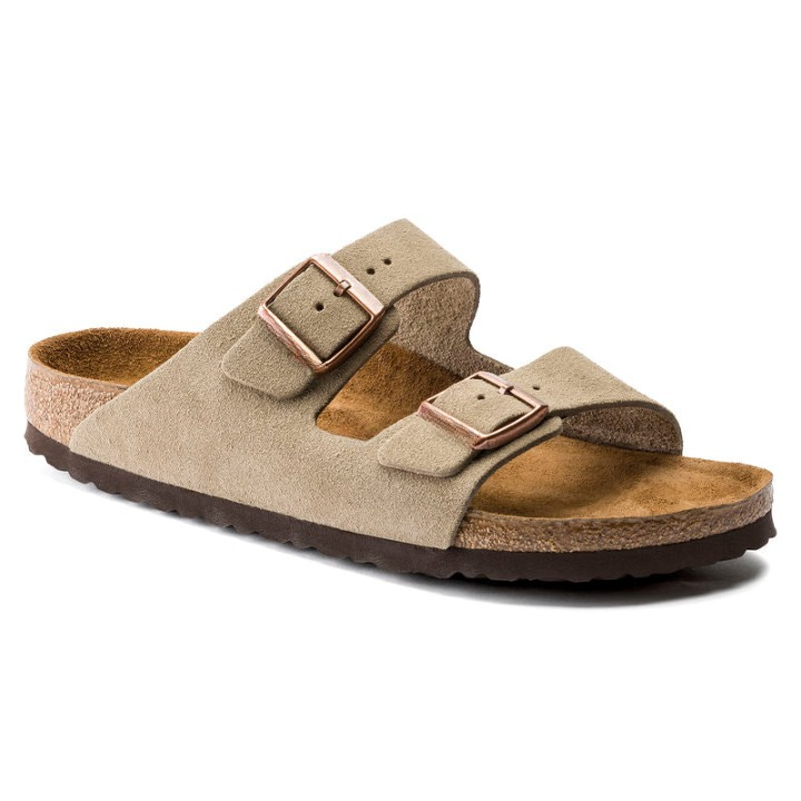 Sandales en daim unisexes Echo Support for un confort et un style supplémentaires.