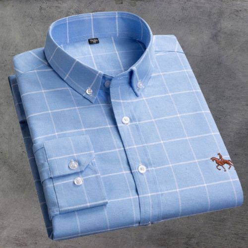 Chemise Oxford classique élégante avec des détails subtils pour un style raffiné.