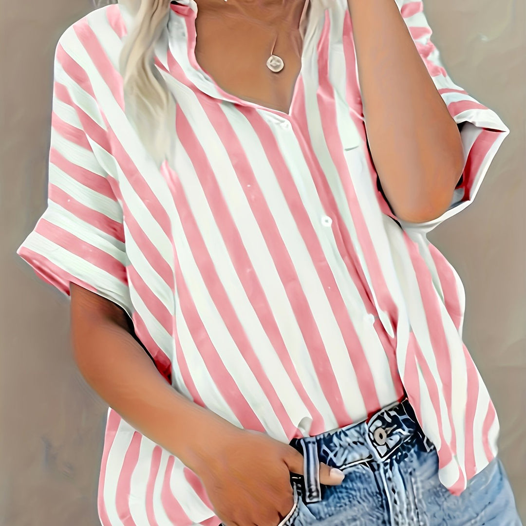 Chemise rayée stylée Gretel avec fermeture à boutons et manches courtes pour un look tendance.