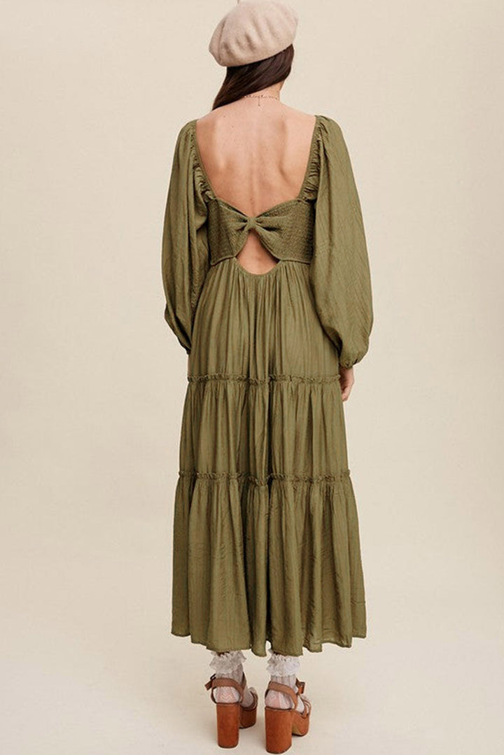 Dressing gown maxi élégante Alessia à décolleté en V avec détail de noeud et effet frange pour un look sophistiqué.