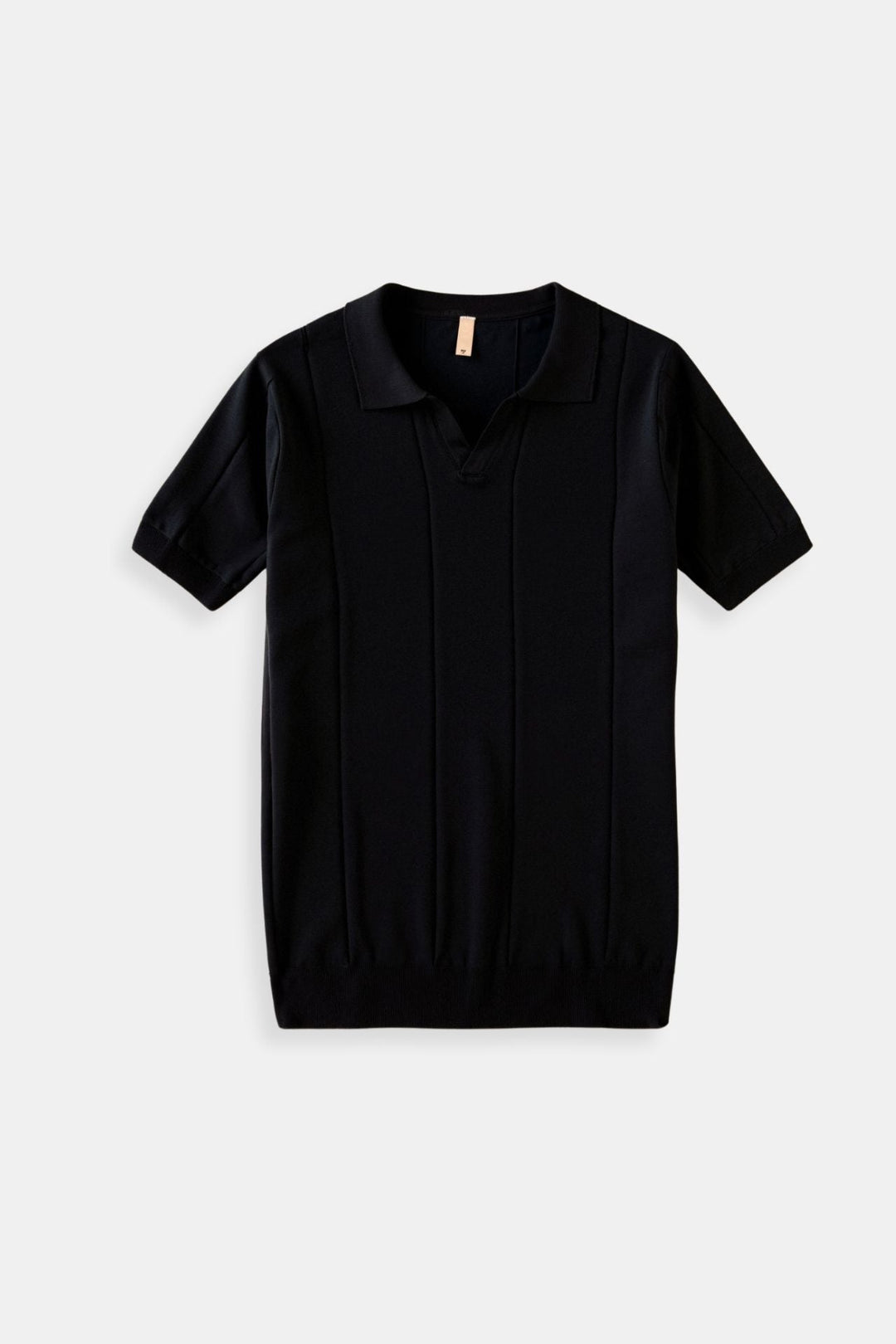 Polo en tricot rétro stylé dans un frais vert menthe