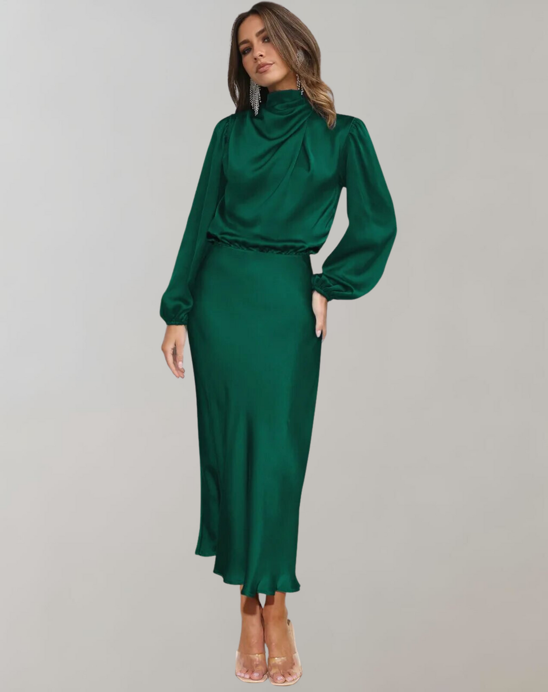Darielle | Robe en satin luxe à manches longues pour les soirées, les fêtes et les occasions élégantes.