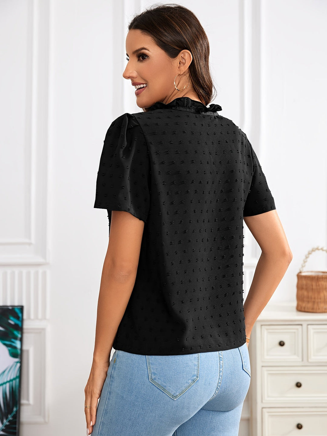 Raven | Blouse Élégante et Stylée avec Col Nœud, Manches Bouffantes et Détails Œillets
