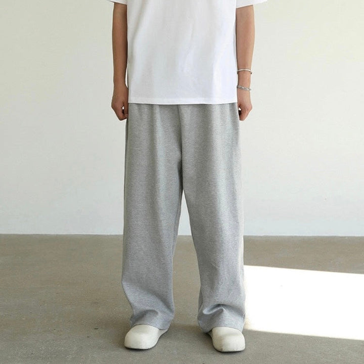 Pantalon de jogging large confortable et élégant pour des journées décontractées.