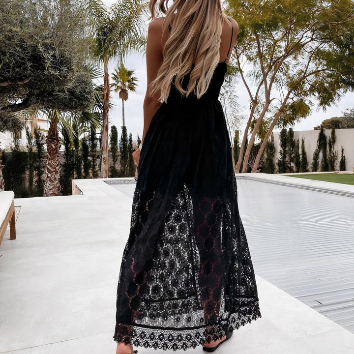 Adie | Robe de Plage Mini Évasée à Découpes et Col en V pour Vos Fêtes d'Été