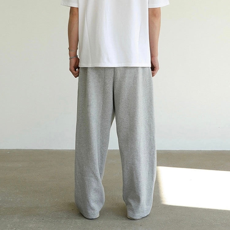Pantalon de jogging large confortable et élégant pour des journées décontractées.