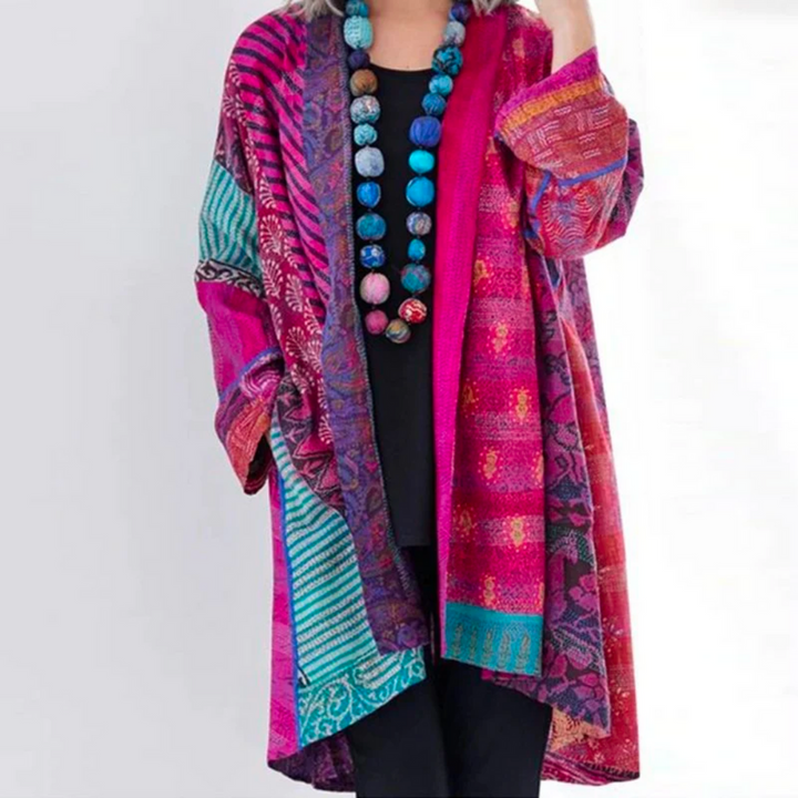 Lorena - Kimono élégant pour femmes avec des motifs ethniques vivants pour des moments stylés.