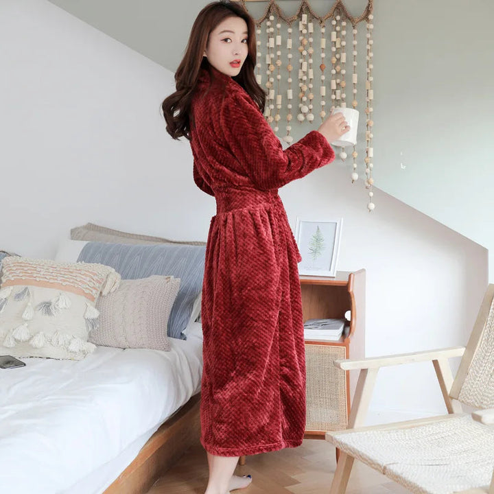 Azariah - Le peignoir en peluche ultra-confortable pour femmes, pour un confort inégalé.