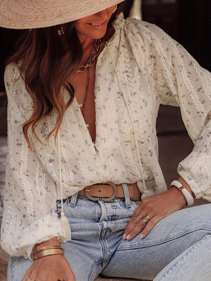 Wina | Élégante chemise boho pour femmes avec imprimé floral et décolleté en V, manches longues - Look décontracté parfait