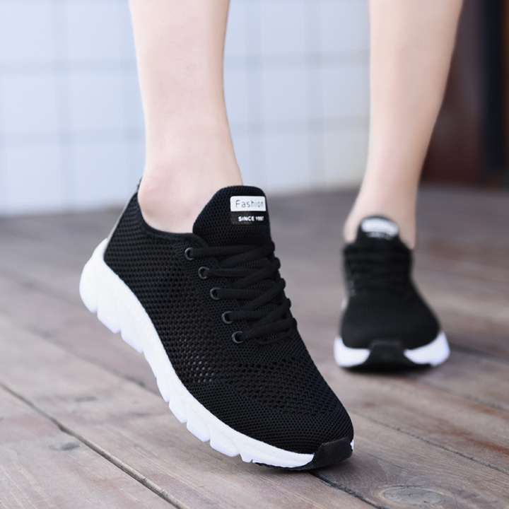 Zivora - Chaussures de sport ultra-légères pour femmes avec un soutien supplémentaire pour des performances optimales.