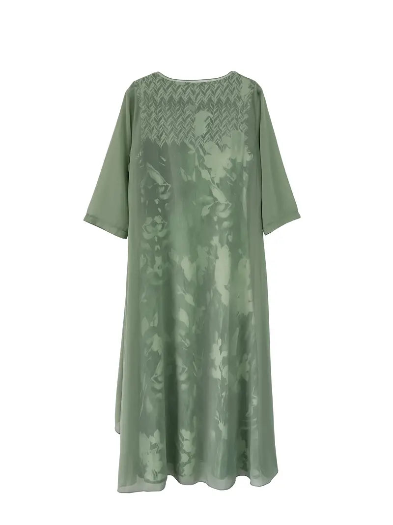 Vêtements élégants avec devant ouvert, plus dressing gown tank à imprimé floral pour un look frais et tendance.