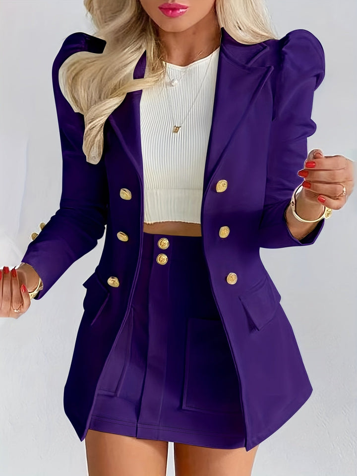 Kaelis | Ensemble blazer chic pour femmes avec blazer élégant, manches longues et mini-jupe assortie pour un look raffiné.