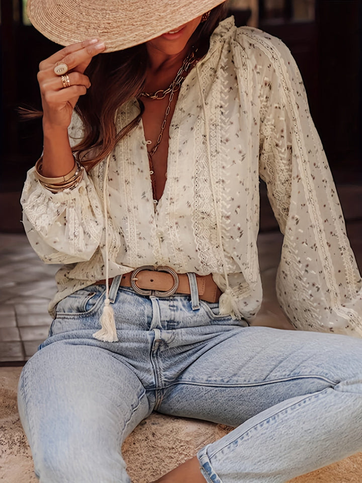 Wina | Élégante chemise boho pour femmes avec imprimé floral et décolleté en V, manches longues - Look décontracté parfait