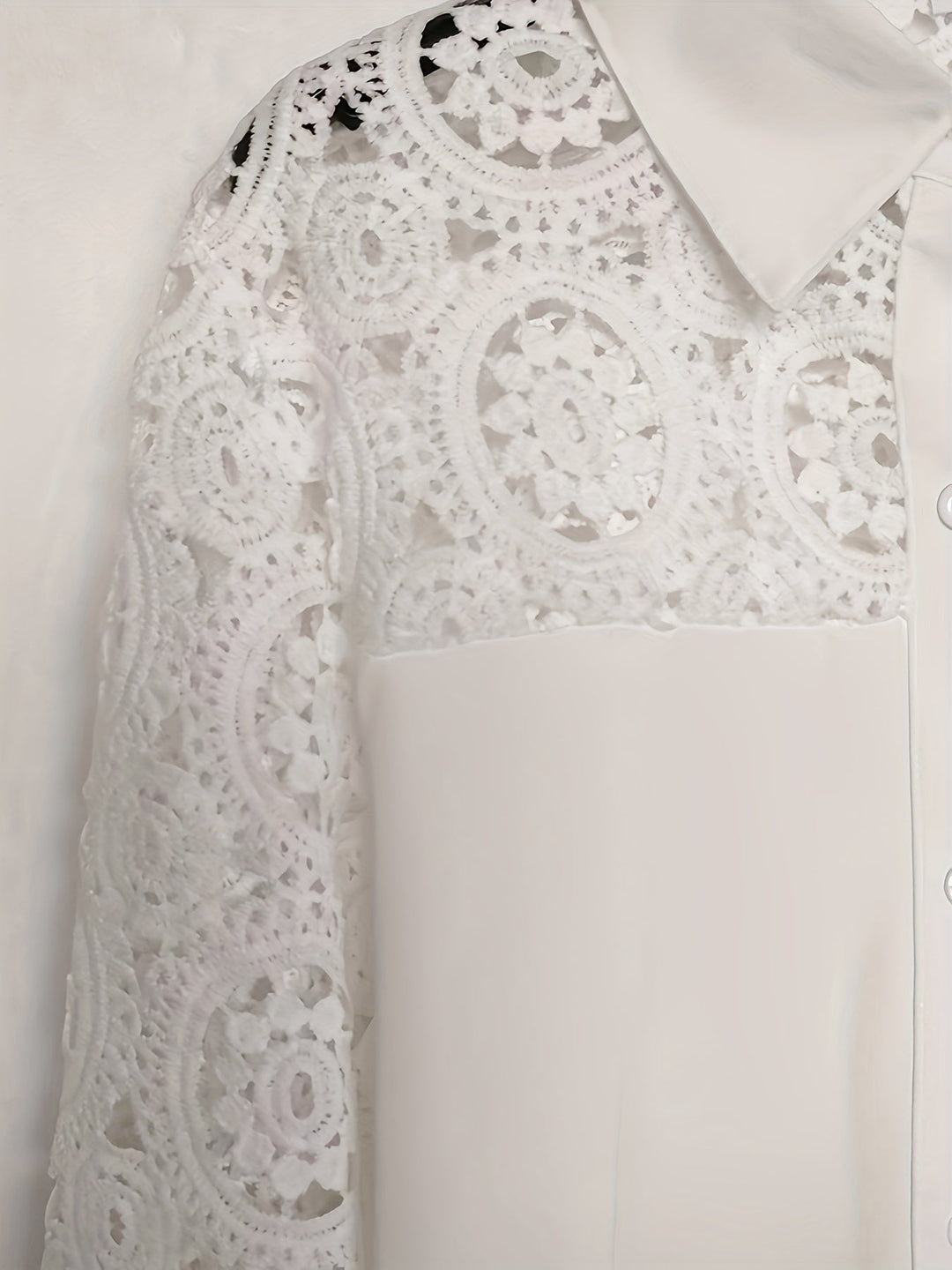 Blouse Zenaida Kanten pour Femmes avec Fermeture Boutonnée, Col Classique et Manches Longues - Élégance et Style Intemporel