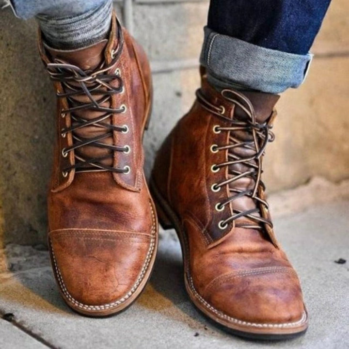 Bottes pour hommes en cuir marron Daan™ - Élégance intemporelle au rendez-vous.