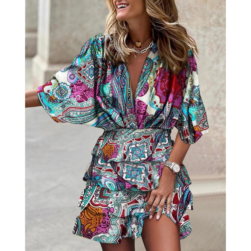 Louisa | Robe mini charmante avec décolleté en V et overlay en volants - le style d'été parfait