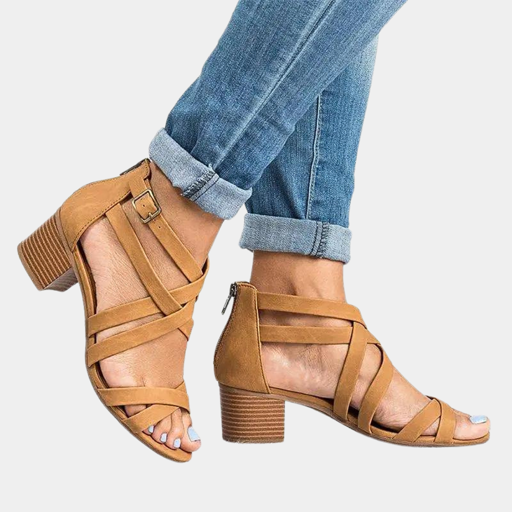 Sandales élégantes pour femmes avec un talon empilé très tendance