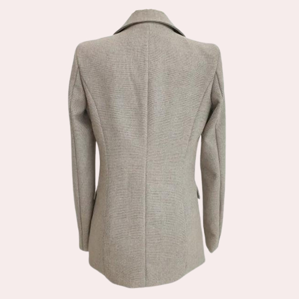 Tenue féminine stylée en 3 parties