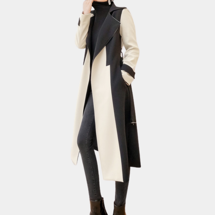 Trench-coat stylé pour femme avec une élégante ceinture