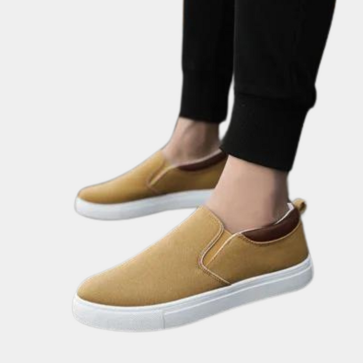 Des tongs pour hommes modernes et stylées par Demjan
