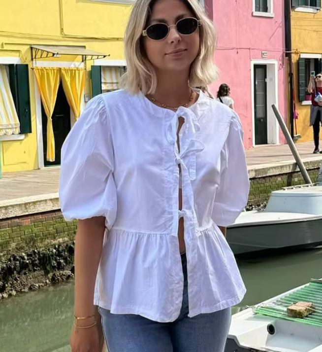 Berynth | Chemisier chic pour femmes avec des manches bouffantes et un détail nœud - un top élégant et stylé