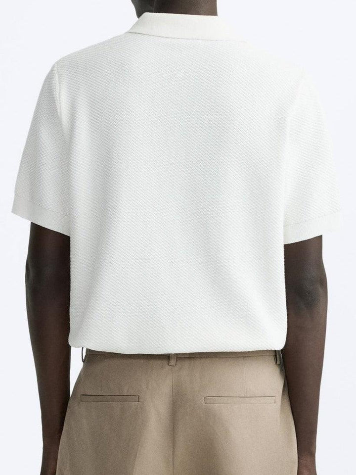 Polo en tricot classique élégante en blanc éclatant