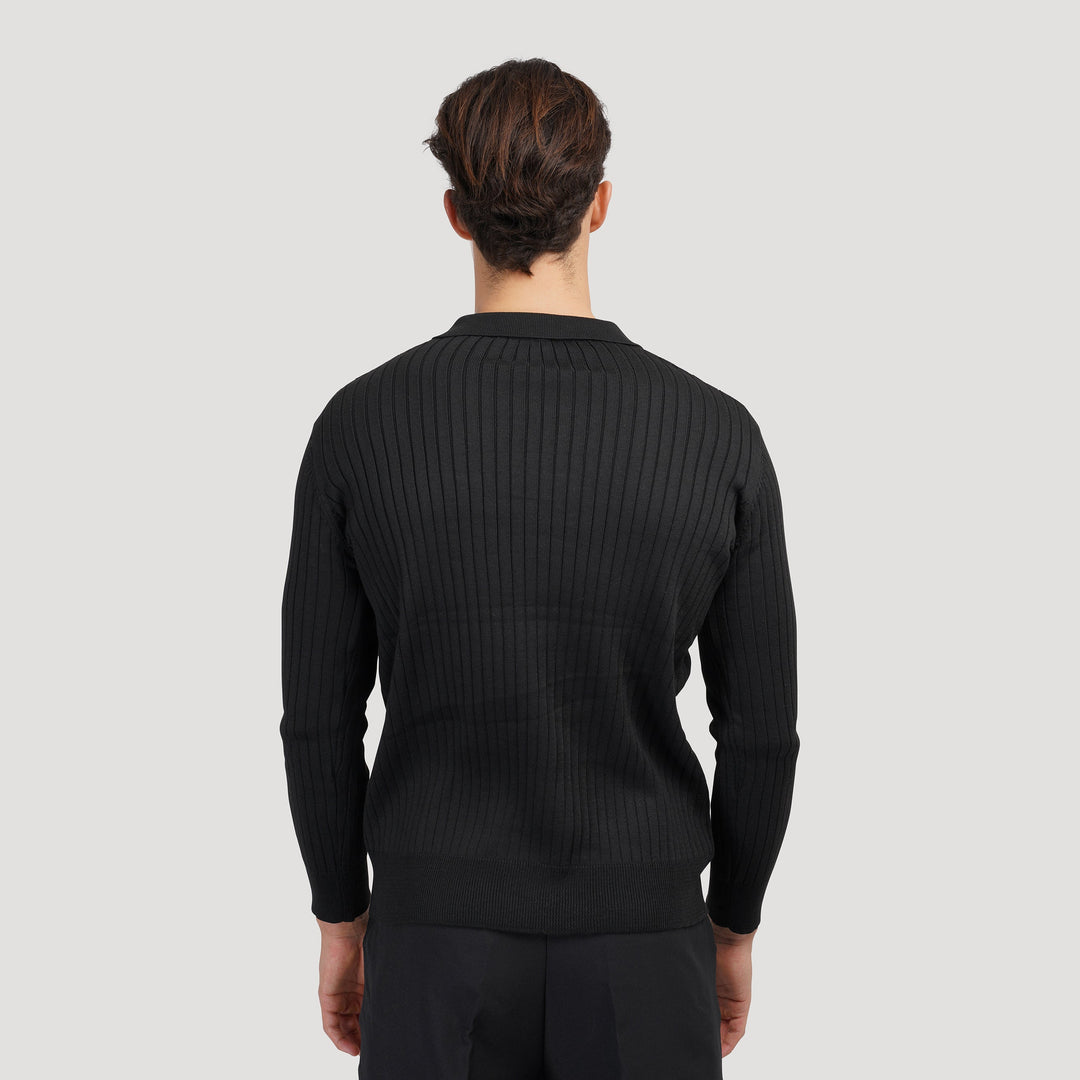 <p>Polo en maille élégante à manches longues pour un look sophistiqué</p>