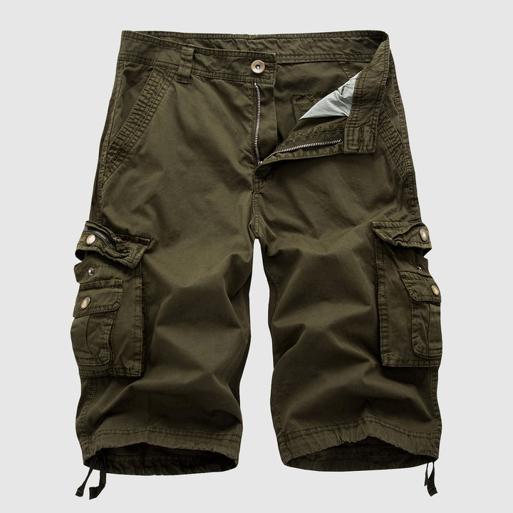 Short pour hommes en coton durable avec plusieurs poches pratiques et une longueur genou décontractée pour un usage quotidien confortable.