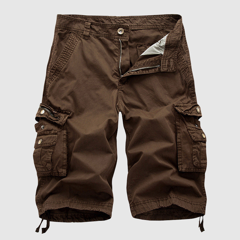 Short pour hommes en coton durable avec plusieurs poches pratiques et une longueur genou décontractée pour un usage quotidien confortable.