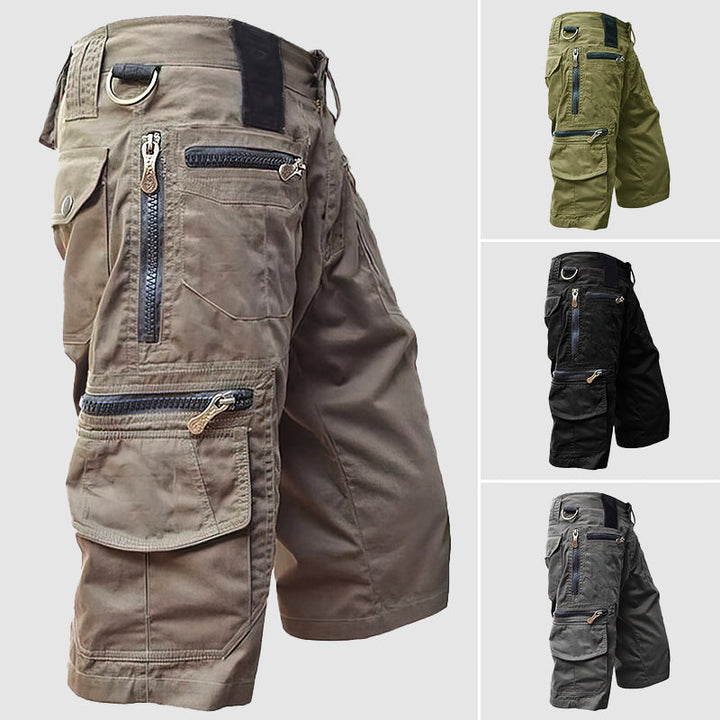 Short pour homme avec une longueur au genou, poches multifonctionnelles et un mélange de coton durable pour un confort de port ultime.