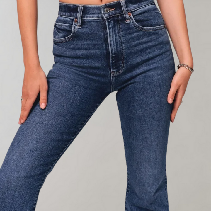 Pantalon flare Velistia pour femmes - des jambes larges élégantes et confortables pour un look parfait.