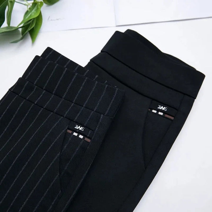 Pantalon slim fit rayé élégant et stylé avec taille haute