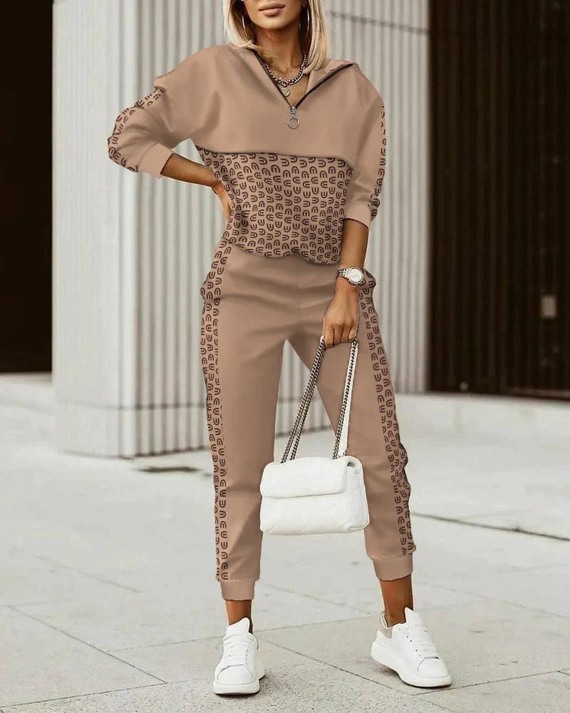 Survêtements modernes et élégants pour femmes, offrant un confort ultime et un look tendance.