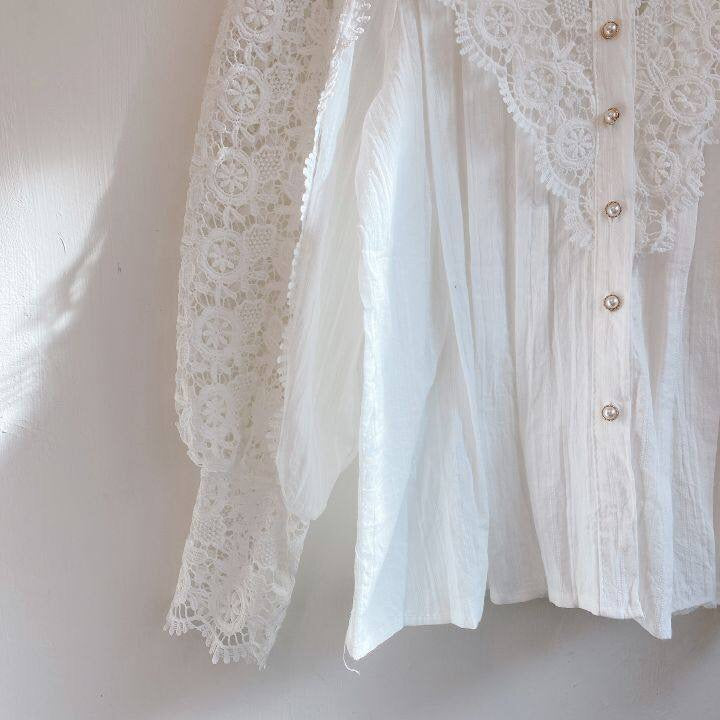Zahirah - Blouse élégante pour femmes avec manches bouffantes et un col haut raffiné pour un look chic.