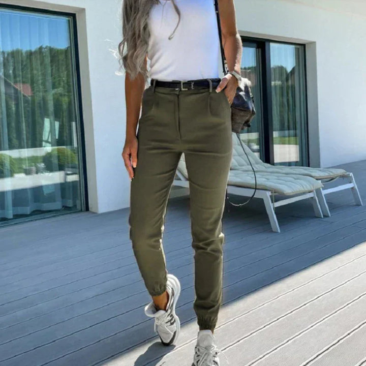 Des pantalons chino Lotte élégants pour toutes les occasions