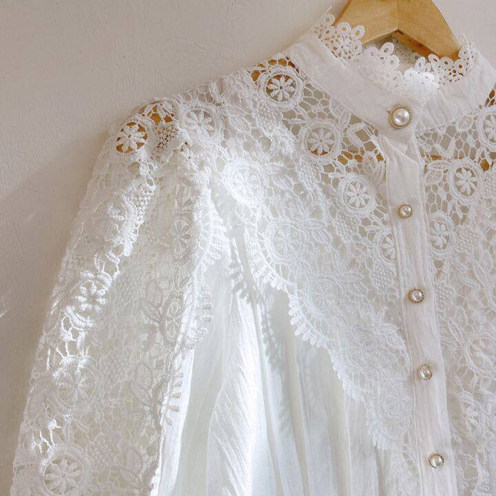 Zahirah - Blouse élégante pour femmes avec manches bouffantes et un col haut raffiné pour un look chic.