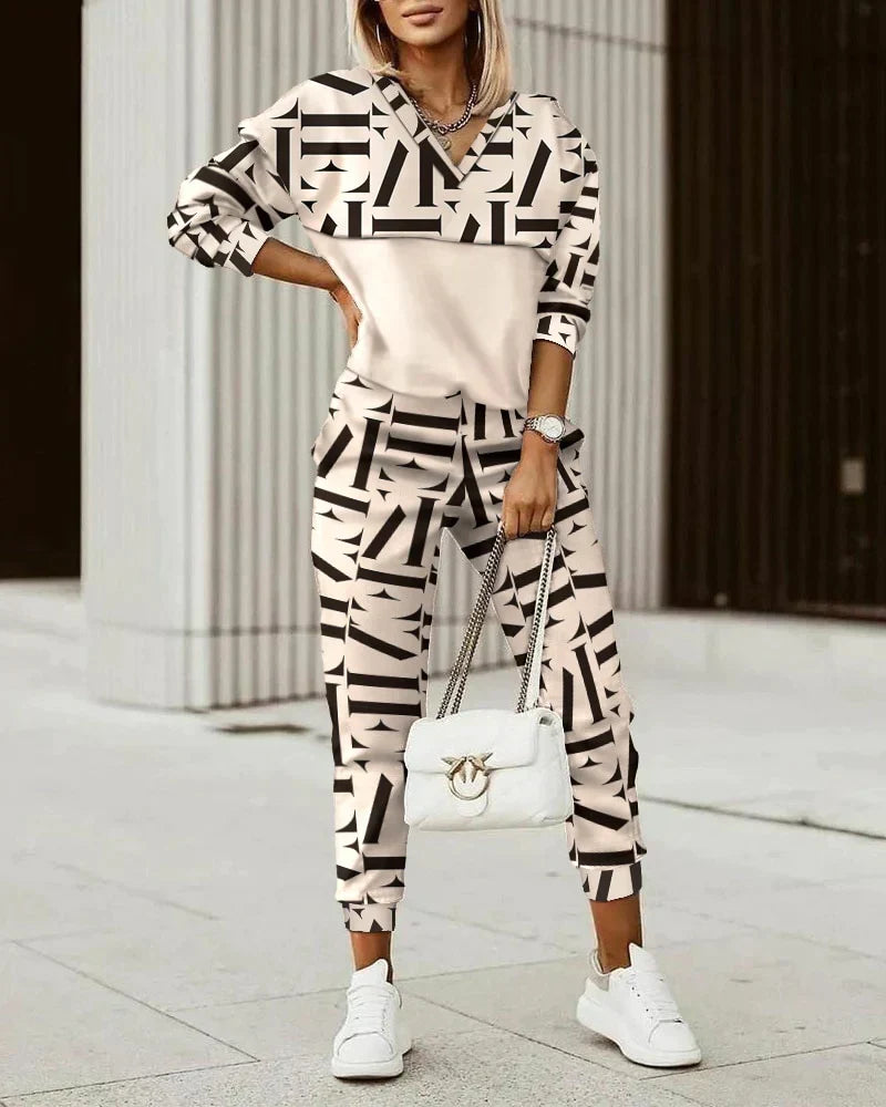 Survêtements modernes et élégants pour femmes, offrant un confort ultime et un look tendance.