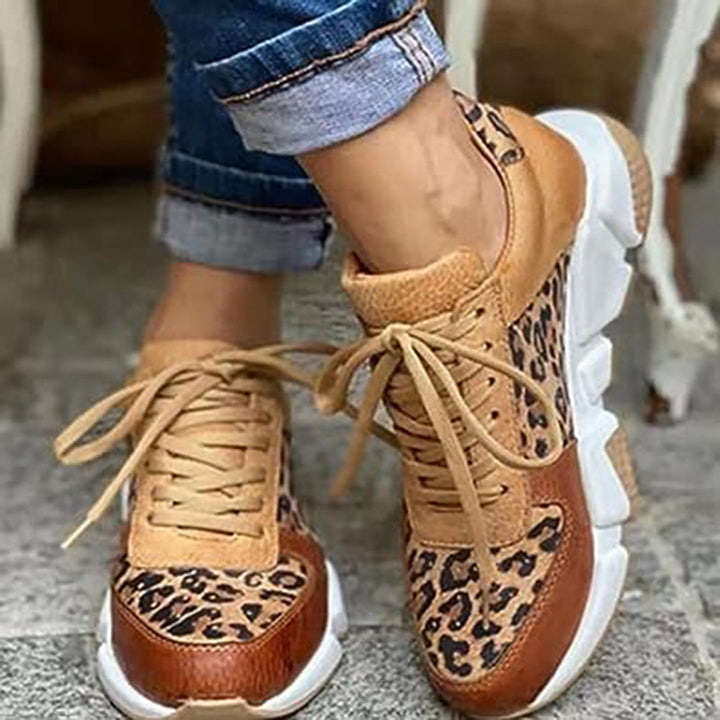 CELINE - Des baskets stylées pour femmes pour un look moderne