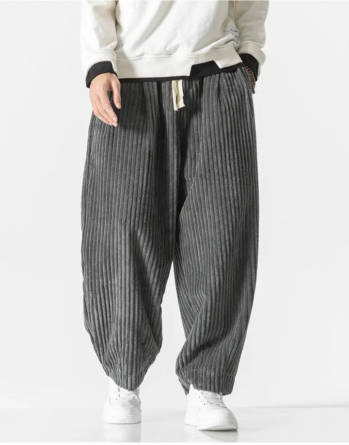 Pantalon à coupe décontractée avec design côtelé pour un confort ultime