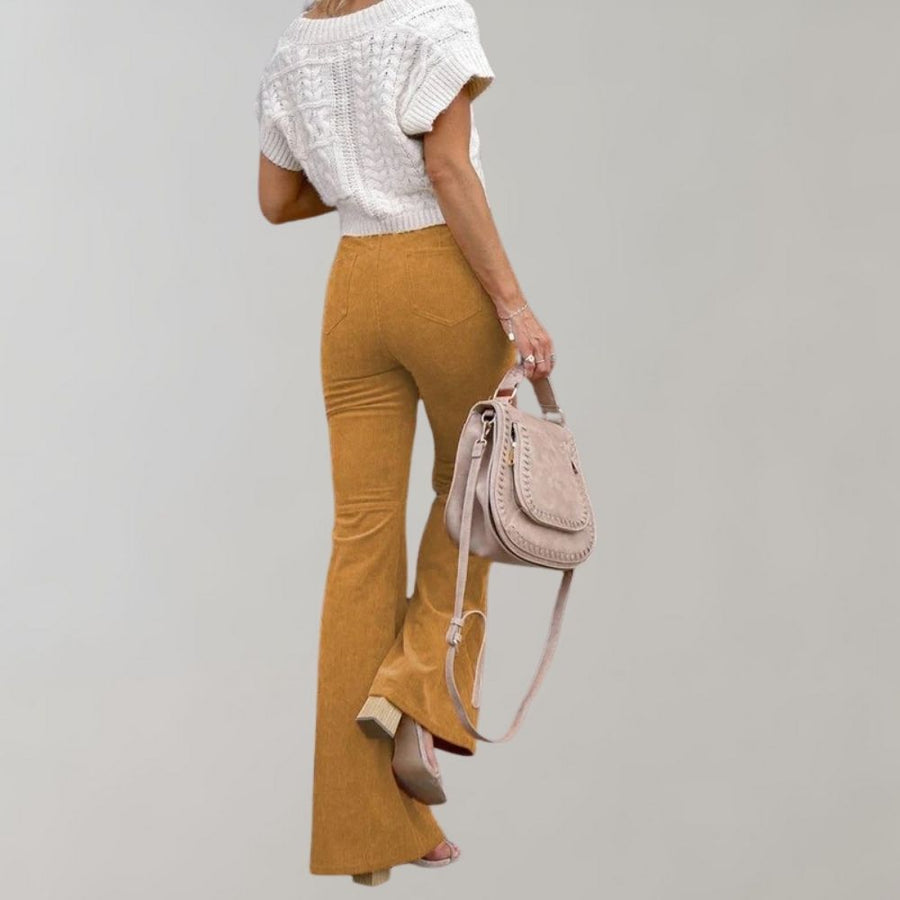 Livia - Pantalon en velours côtelé à pattes d'éléphant élégant et tendance pour un look stylé.