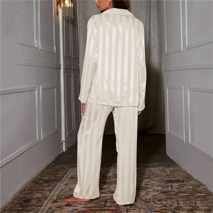 Pia - Pyjama en soie élégant pour femme