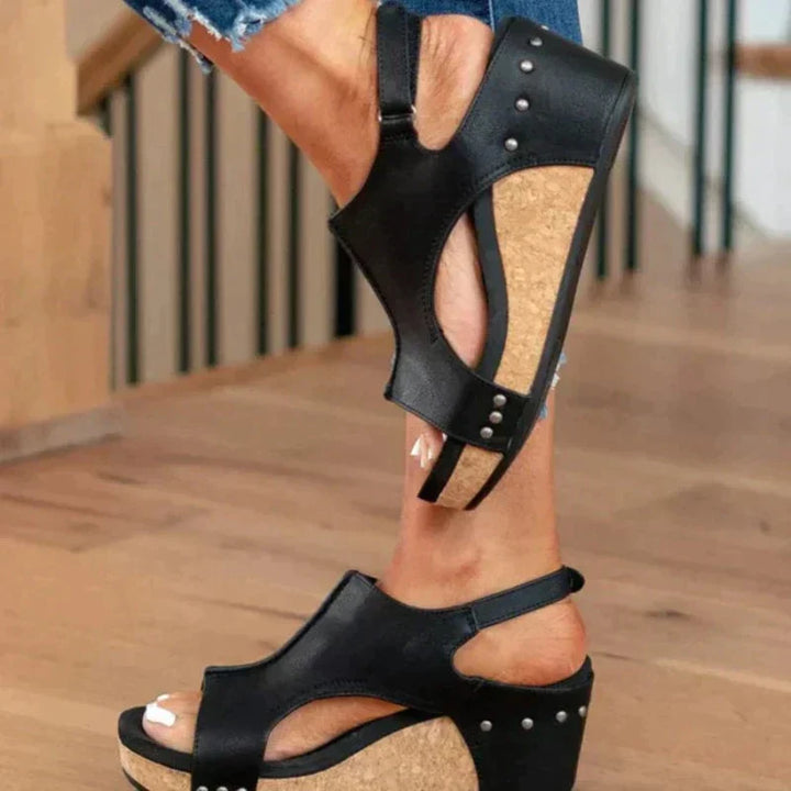Sandales Élégantes Danika pour Femmes avec Talon Compensé et Bout Ouvert pour un Look Chic