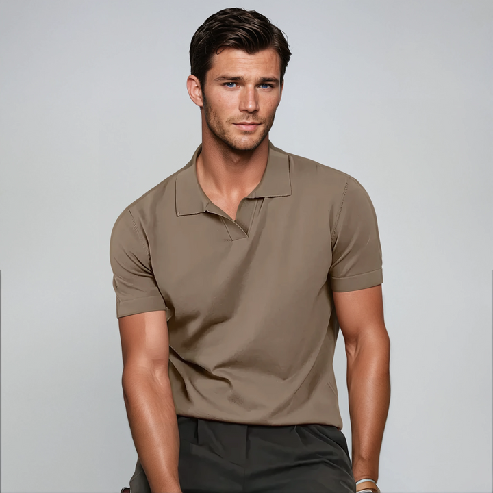 Polo taupe modern élégante et minimaliste pour un look sophistiqué